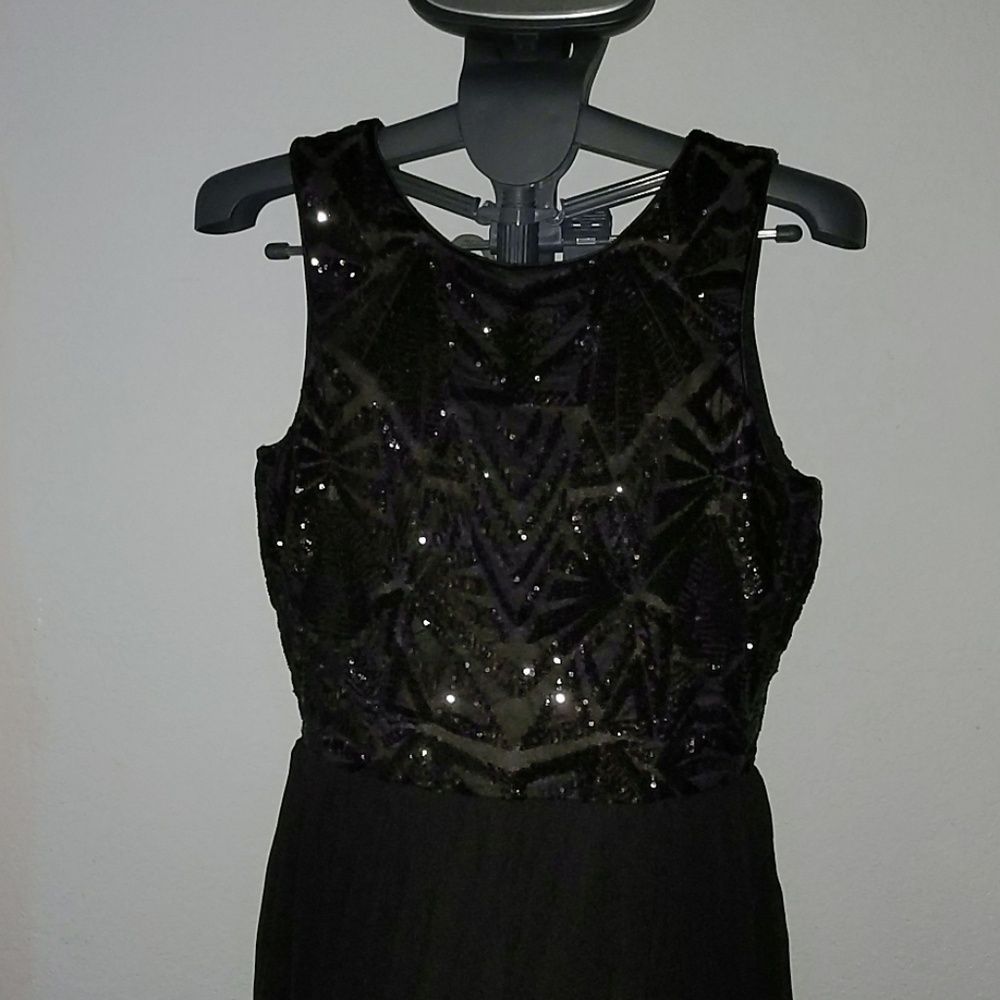 Cathy Art Deco Chiffon Midi - Picture 6 of 8